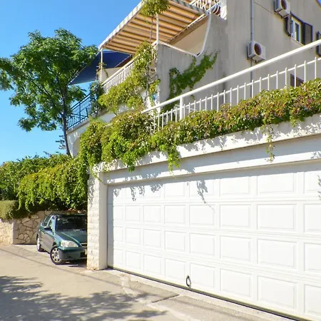 아파트 By The Sea Seget Vranjica, - 2037 트로기르